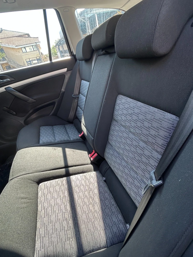 Skoda Octavia 1.6 MPI , снимка 9 - Автомобили и джипове - 52492491