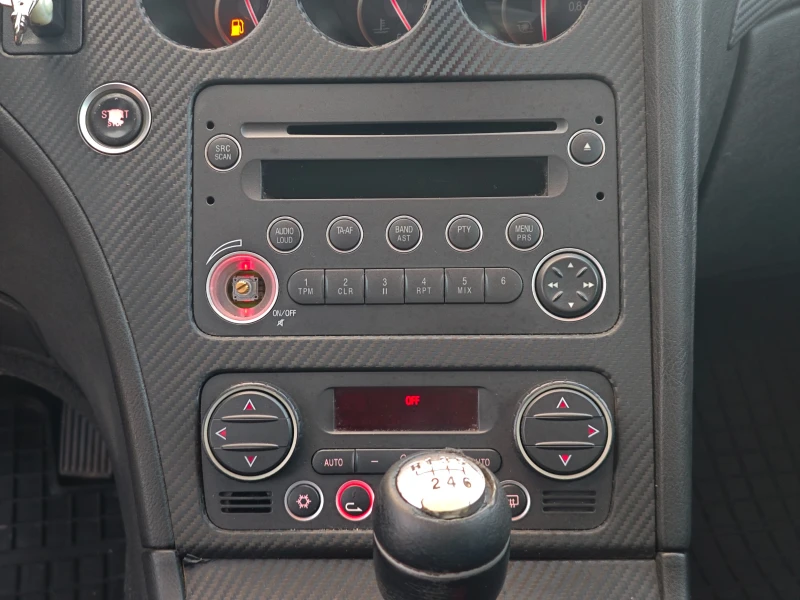 Alfa Romeo 159 1.9JTDm КЛИМАТРОНИК РЕГИСТРИРАНА, снимка 15 - Автомобили и джипове - 52471450