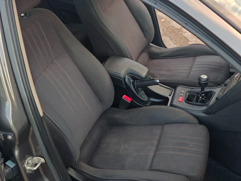 Alfa Romeo 159 1.9JTDm КЛИМАТРОНИК РЕГИСТРИРАНА, снимка 12 - Автомобили и джипове - 52471450