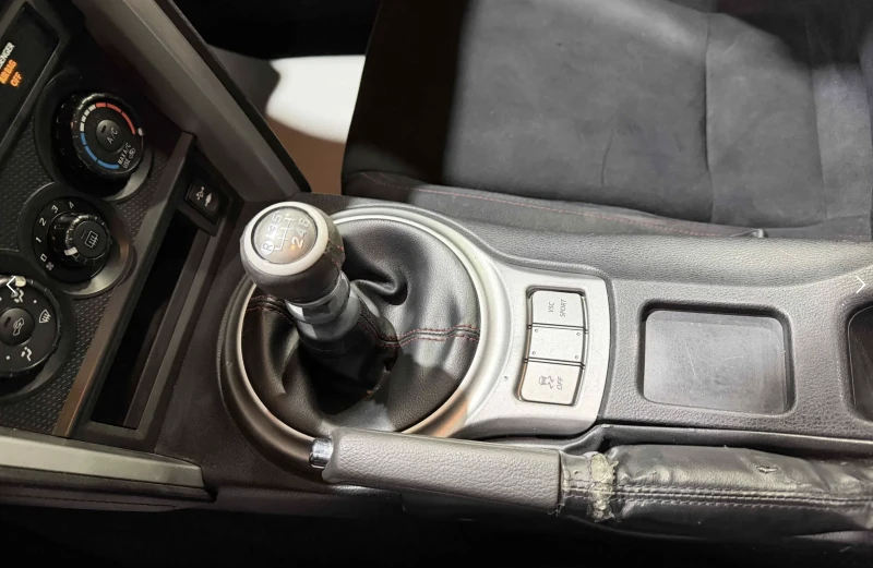 Subaru BRZ Scion FR-S, снимка 16 - Автомобили и джипове - 52749665
