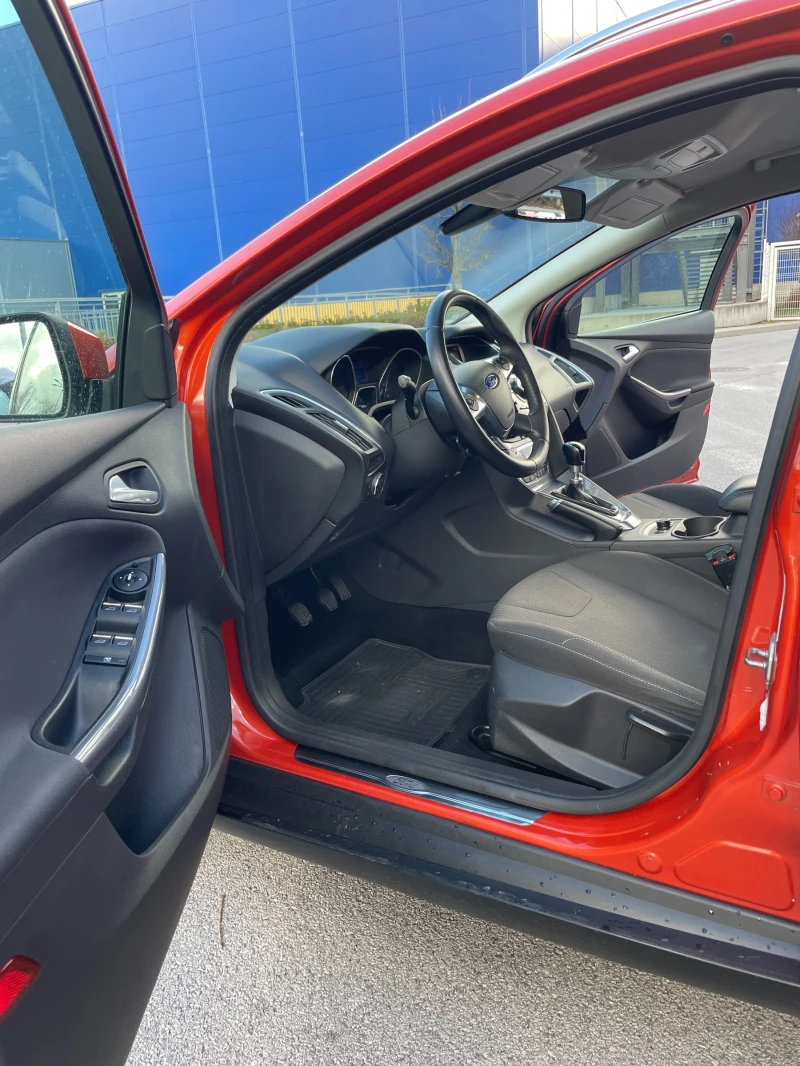 Ford Focus 1.0 TURBO TITANIUM, снимка 10 - Автомобили и джипове - 52679256