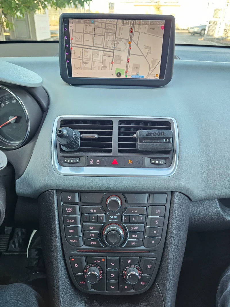 Opel Meriva 1.7 CDTI Cosmo Navi Car Play, снимка 7 - Автомобили и джипове - 52723779