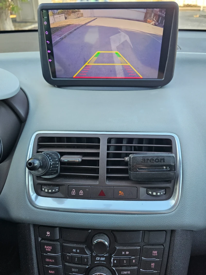 Opel Meriva 1.7 CDTI Cosmo Navi Car Play, снимка 9 - Автомобили и джипове - 52723779