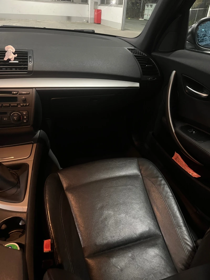 BMW 120 M Pack 192hp, снимка 16 - Автомобили и джипове - 52806871