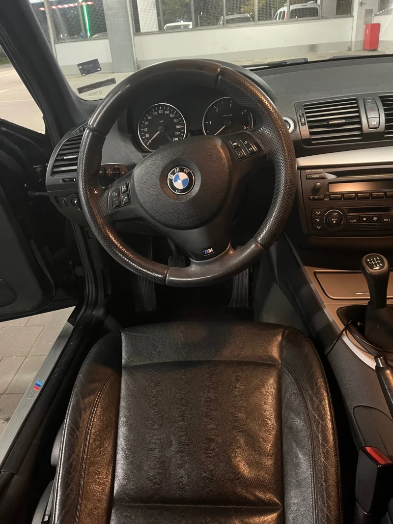 BMW 120 M Pack 192hp, снимка 14 - Автомобили и джипове - 52806871