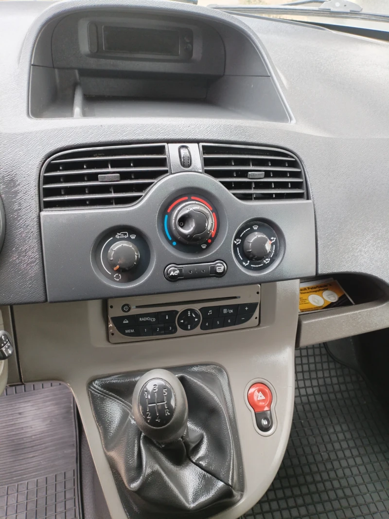 Renault Kangoo 1.5 DCI 75hp Клима Ел стъкла Ел огледала Мулти вол, снимка 11 - Автомобили и джипове - 53287563
