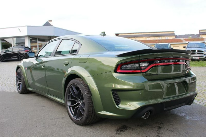 Dodge Charger 6.4L V8  - изображение 3