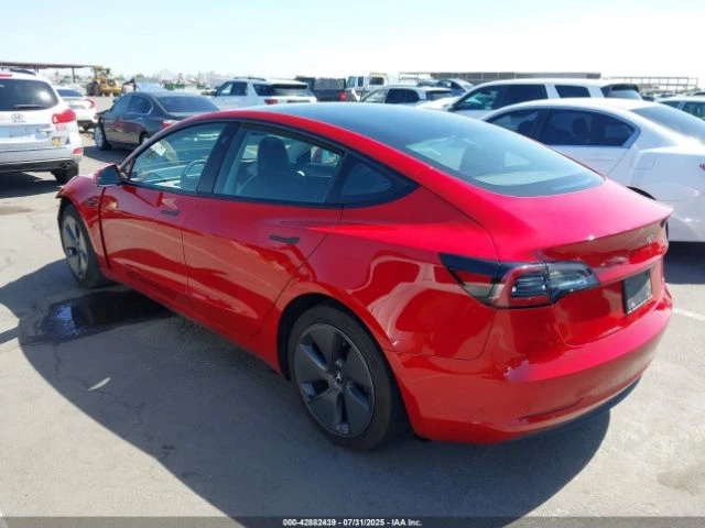 Tesla Model 3 STANDARD RANGE PLUS REAR-WHEEL DRIVE - изображение 3