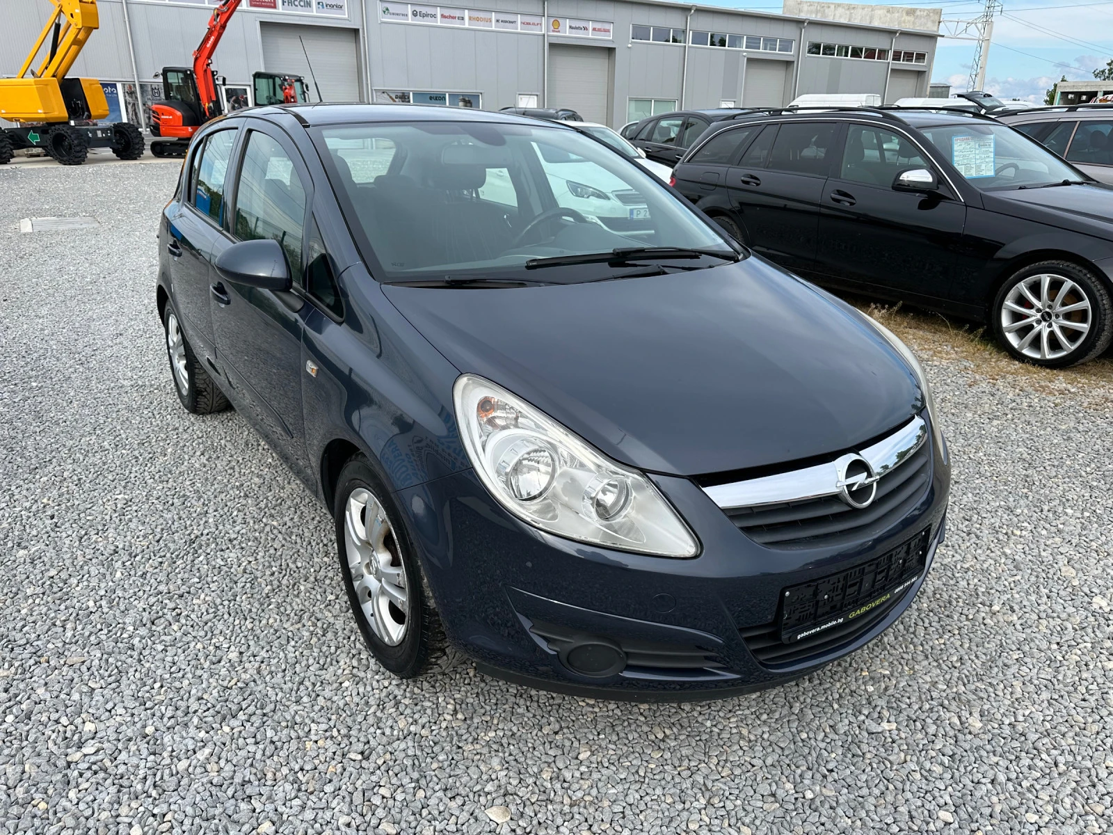 Opel Corsa 1.4i 90кс. Климатик!!! - изображение 2