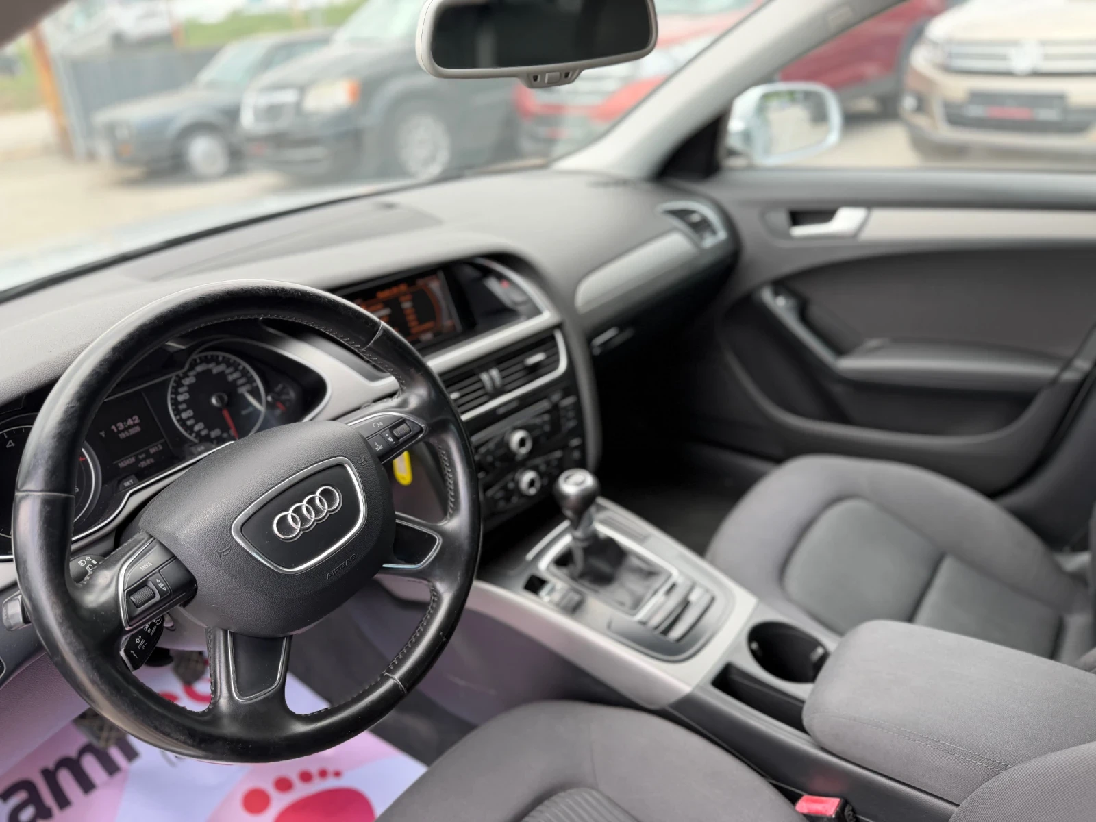 Audi A4 2.0TDI FACELIFT, снимка 10 - Автомобили и джипове - 46232612
