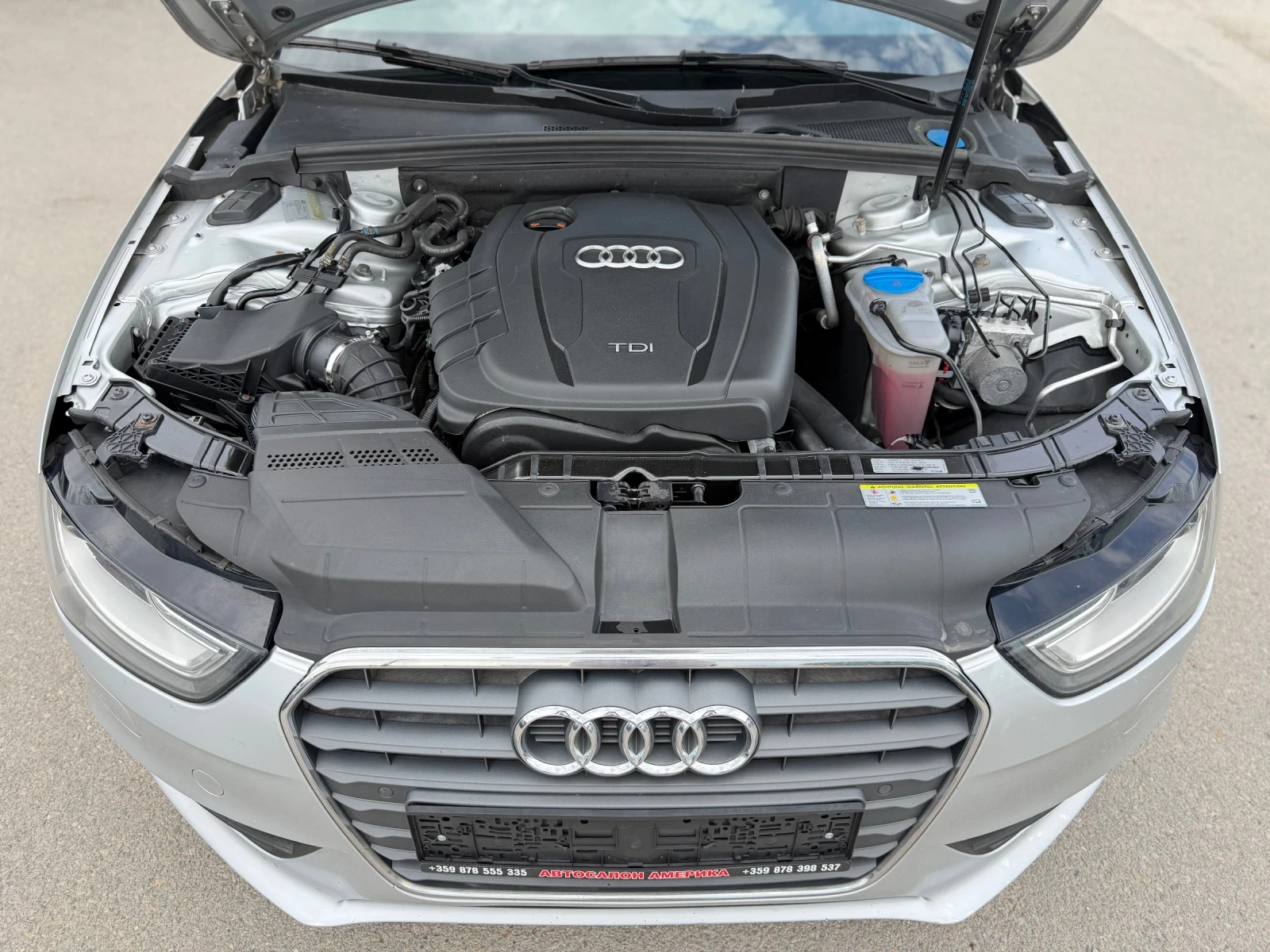 Audi A4 2.0TDI FACELIFT, снимка 17 - Автомобили и джипове - 46232612