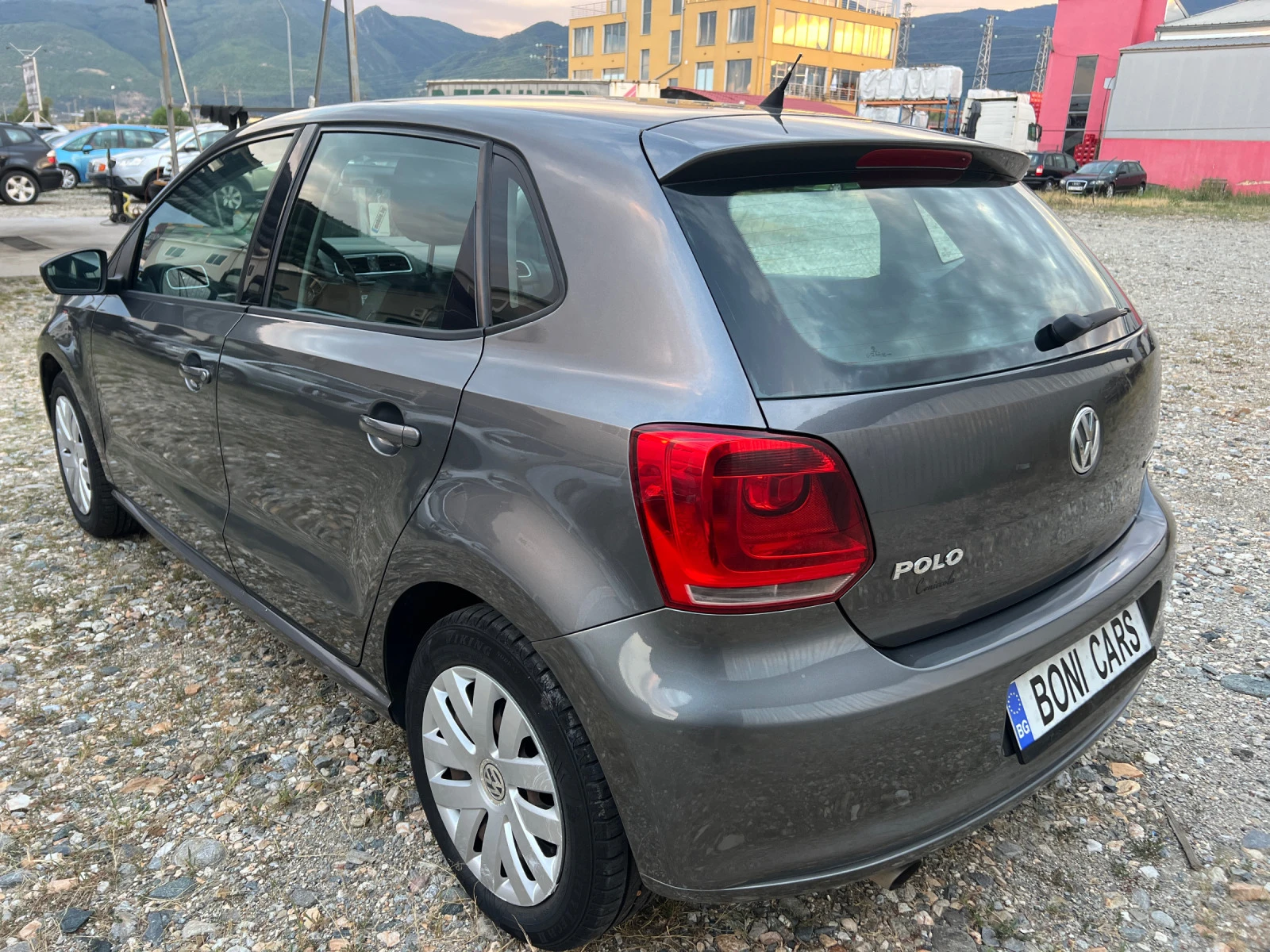 VW Polo Bifuel 1.4i 85к.с * газ*  - изображение 7