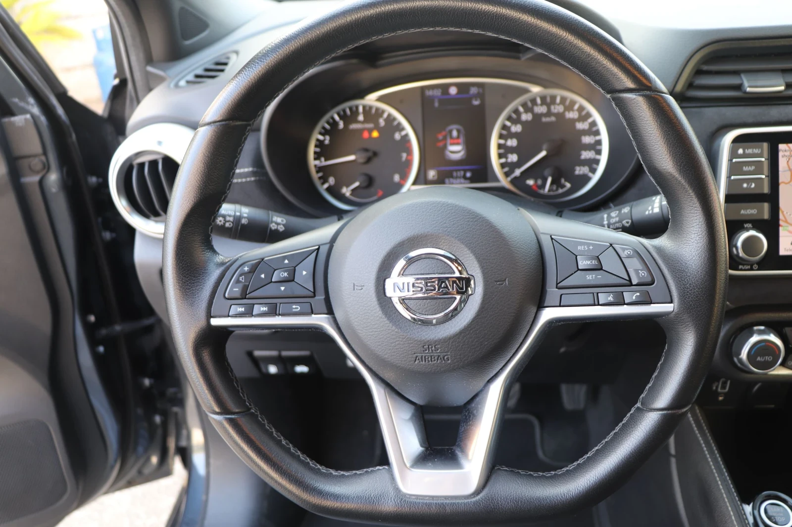 Nissan Micra N-Sport - изображение 7