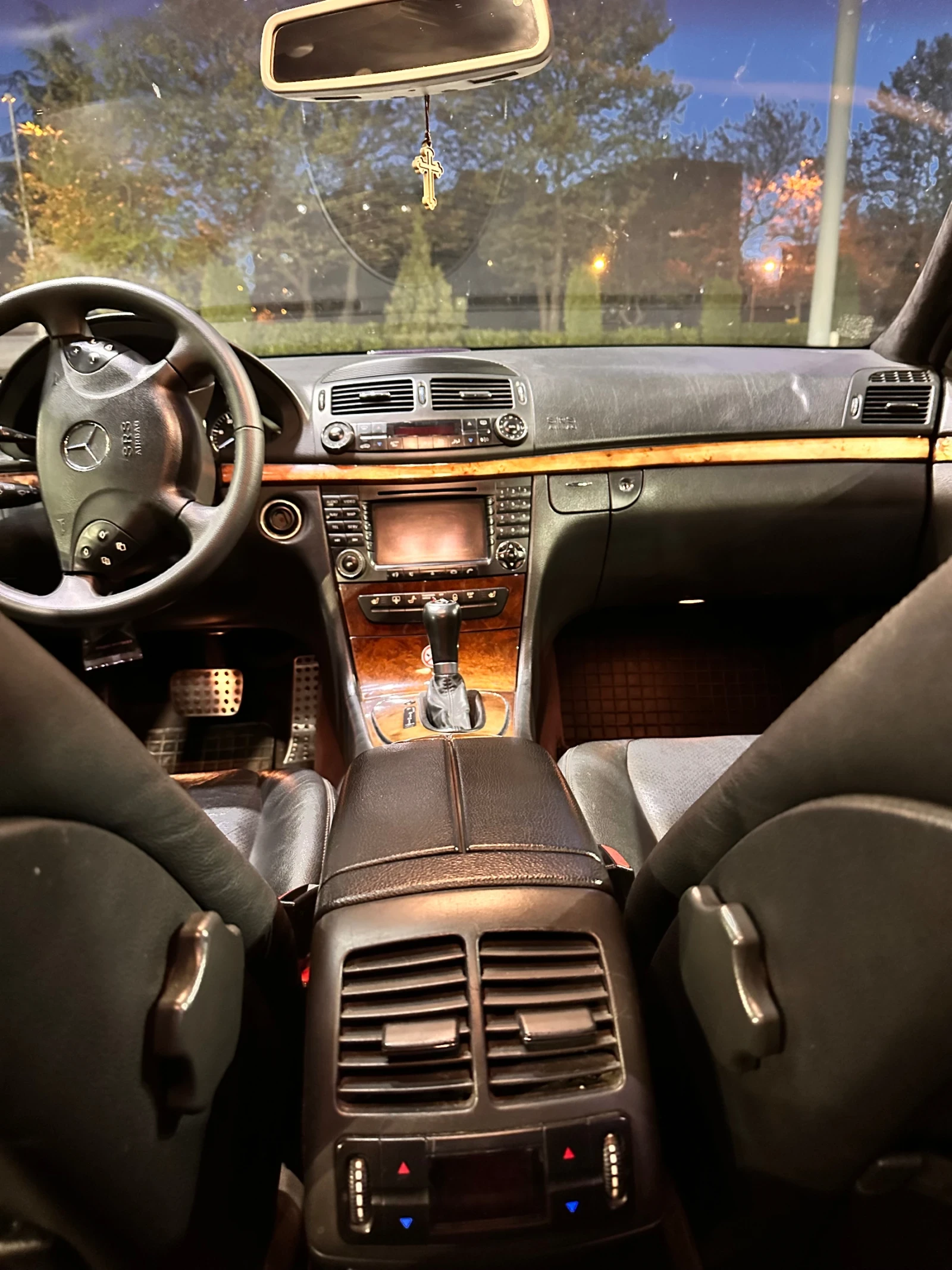 Mercedes-Benz E 320 3.2 204 - изображение 9