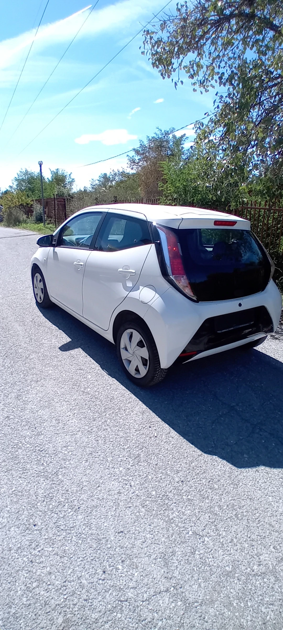 Toyota Aygo Нов внос, камера, темпомат, мултимедия, 4врати - изображение 4
