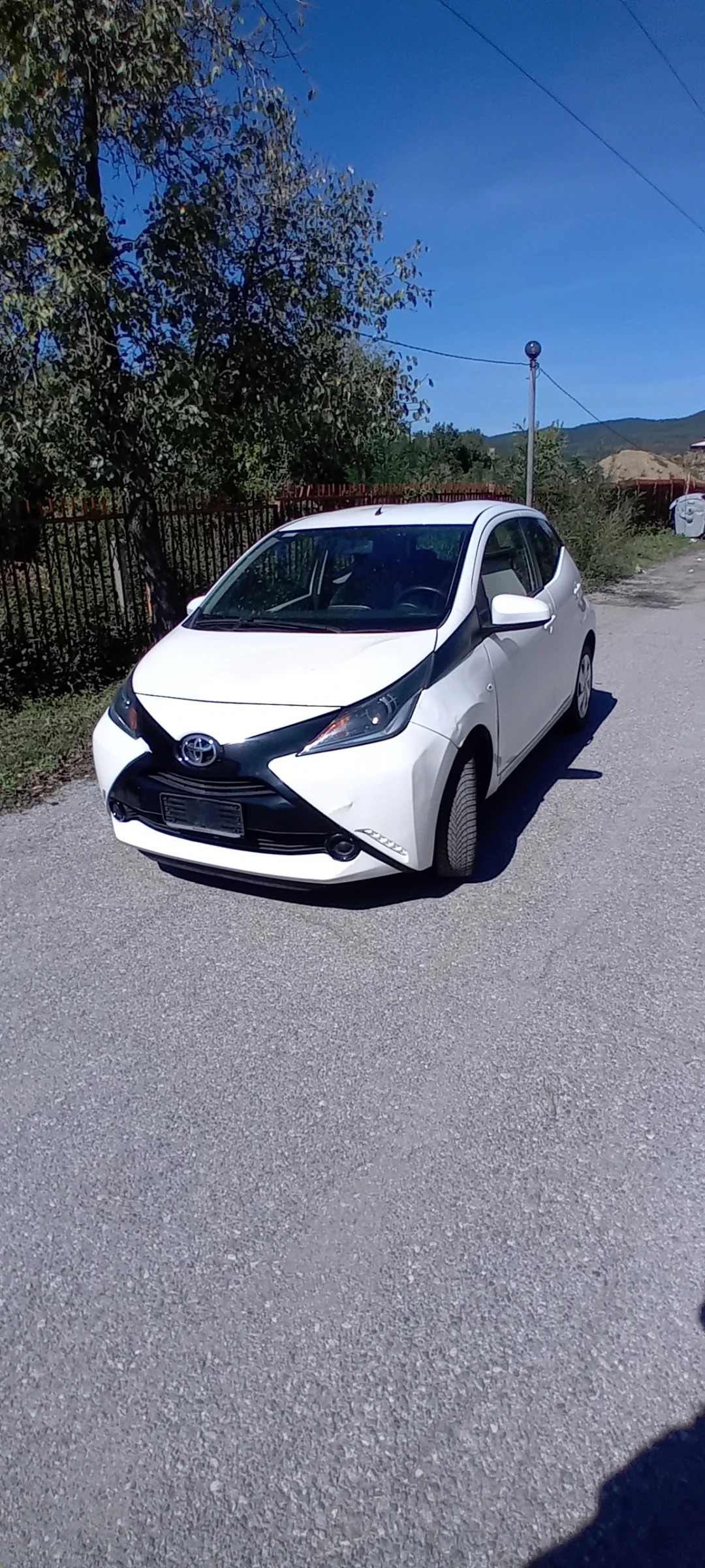 Toyota Aygo Нов внос, камера, темпомат, мултимедия, 4врати - изображение 3