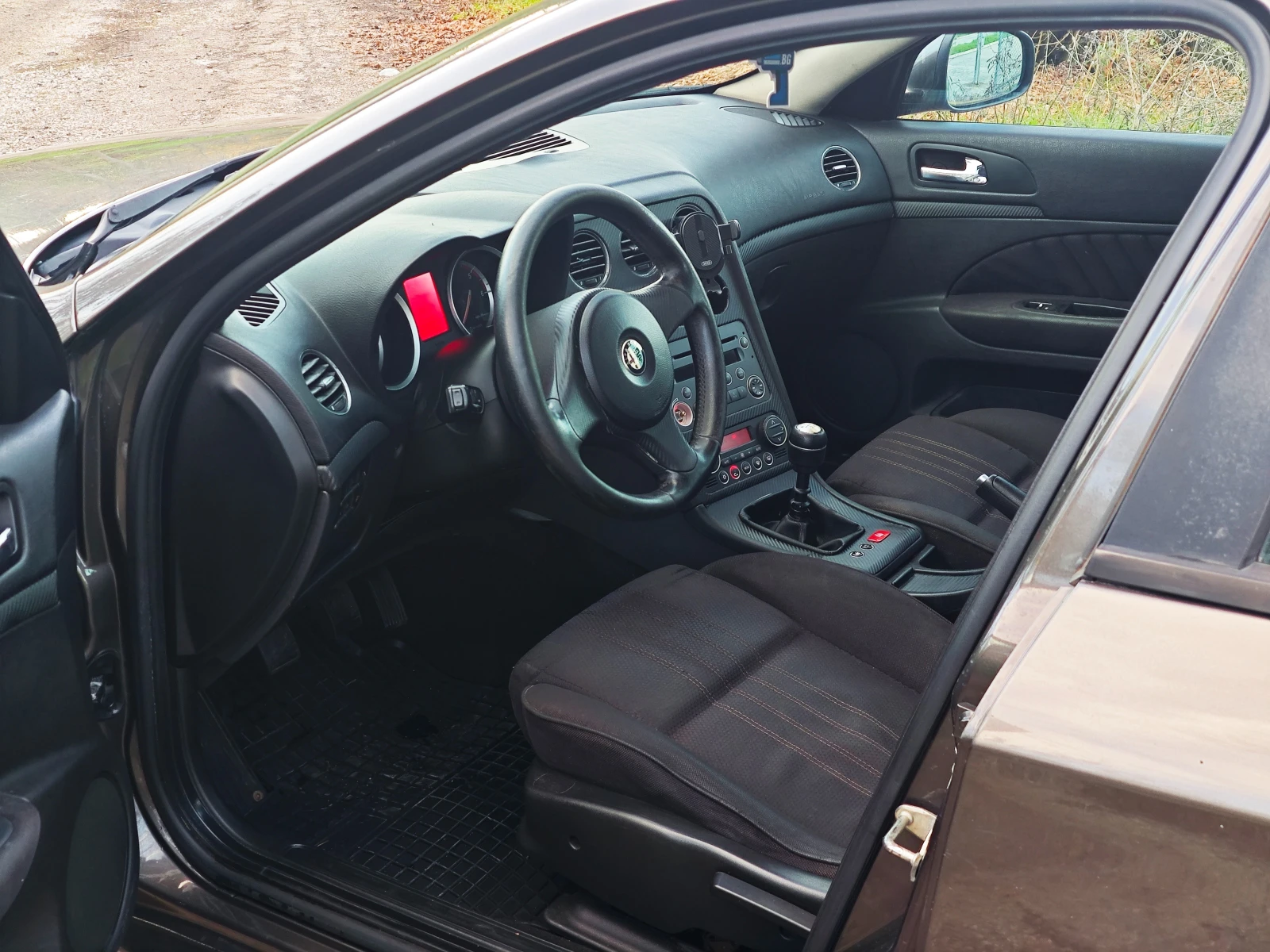 Alfa Romeo 159 1.9JTDm   | Mobile.bg   8