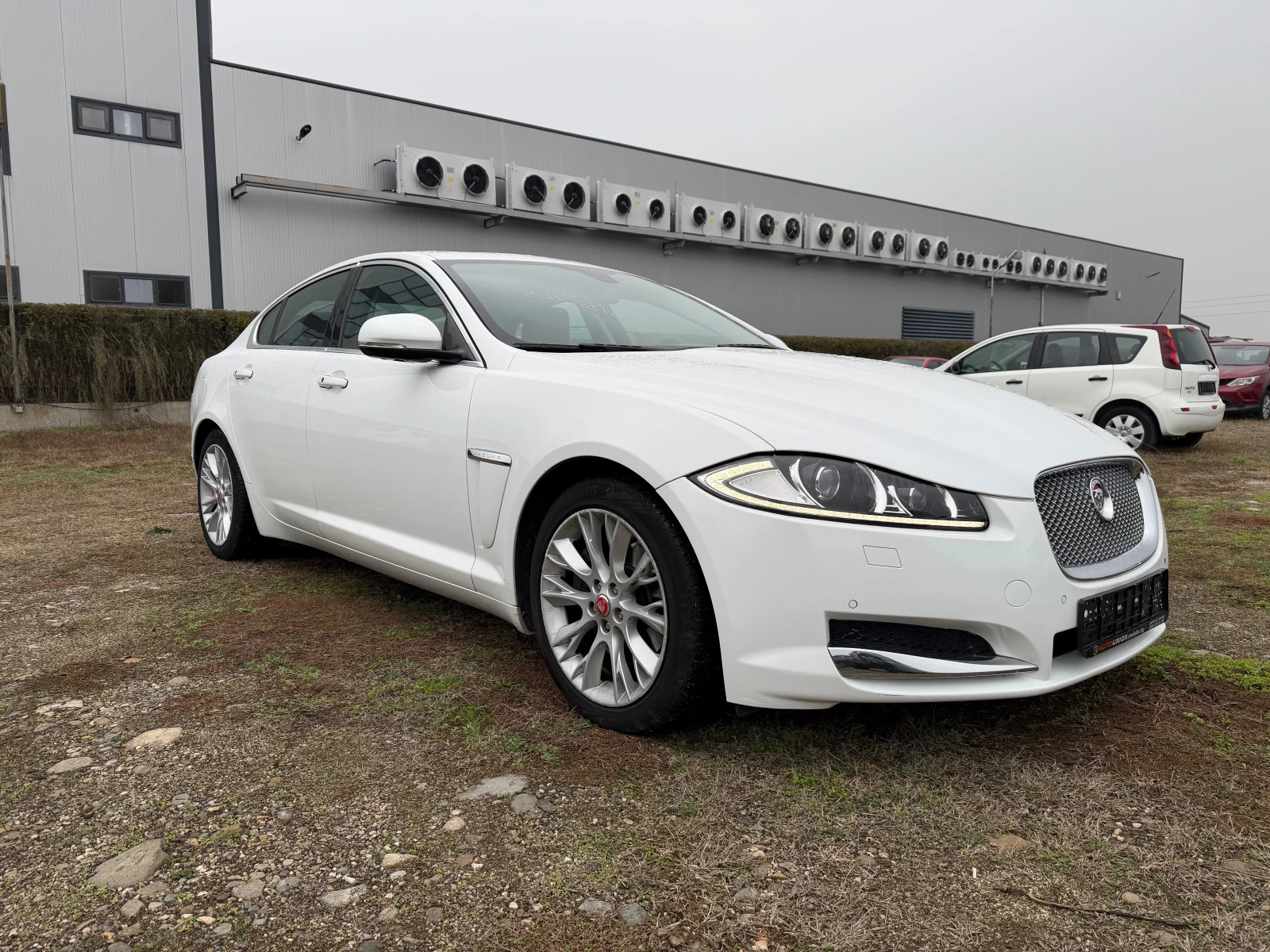 Jaguar Xf 2.2 D 8 ZF(КАТО НОВА) - изображение 3