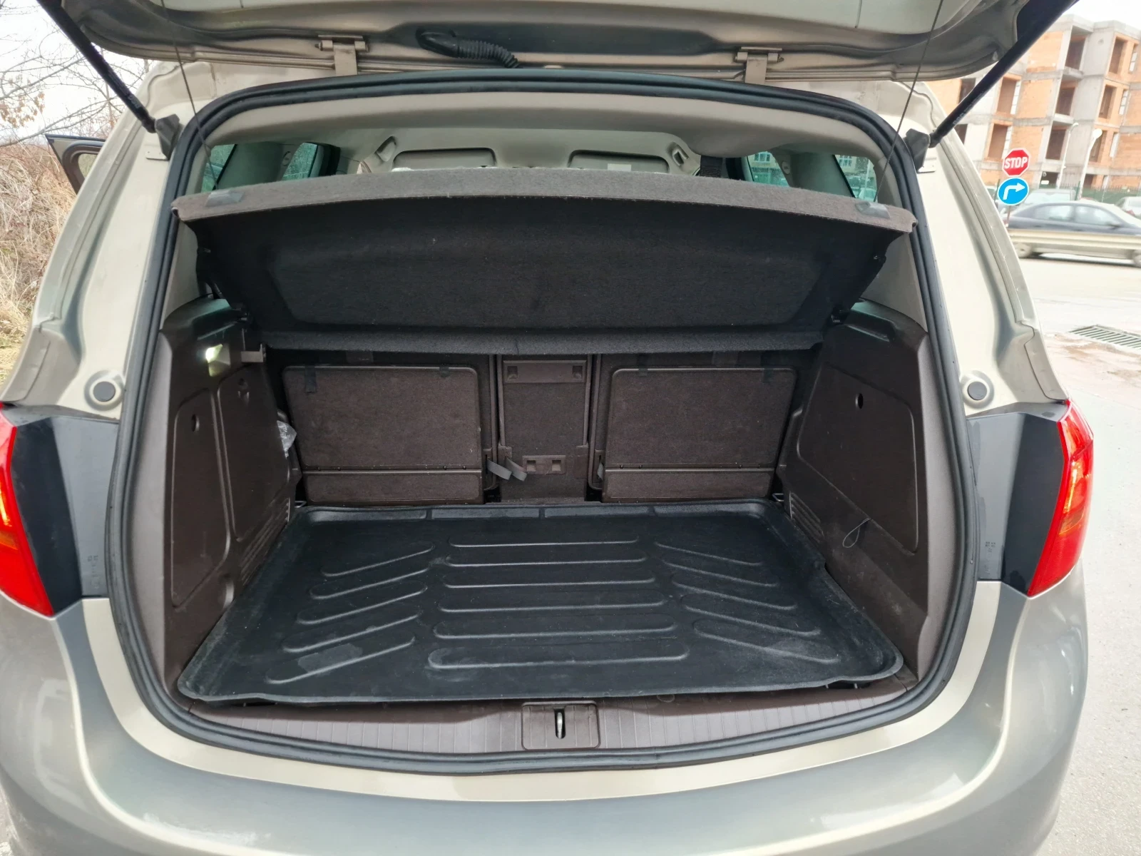 Opel Meriva 1.7 CDTI Cosmo Navi Car Play - изображение 4