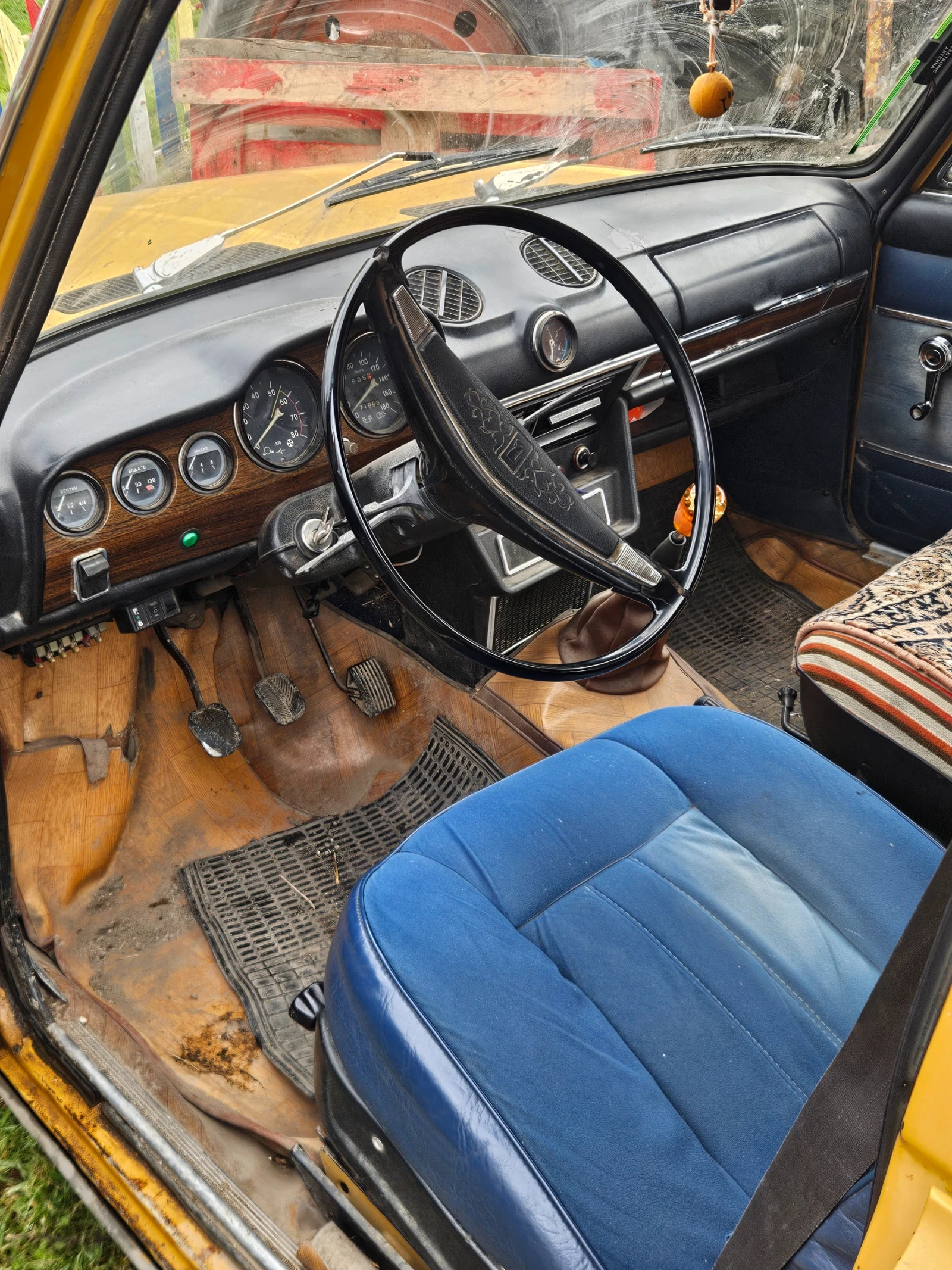 Lada 1600 1.6 - изображение 5