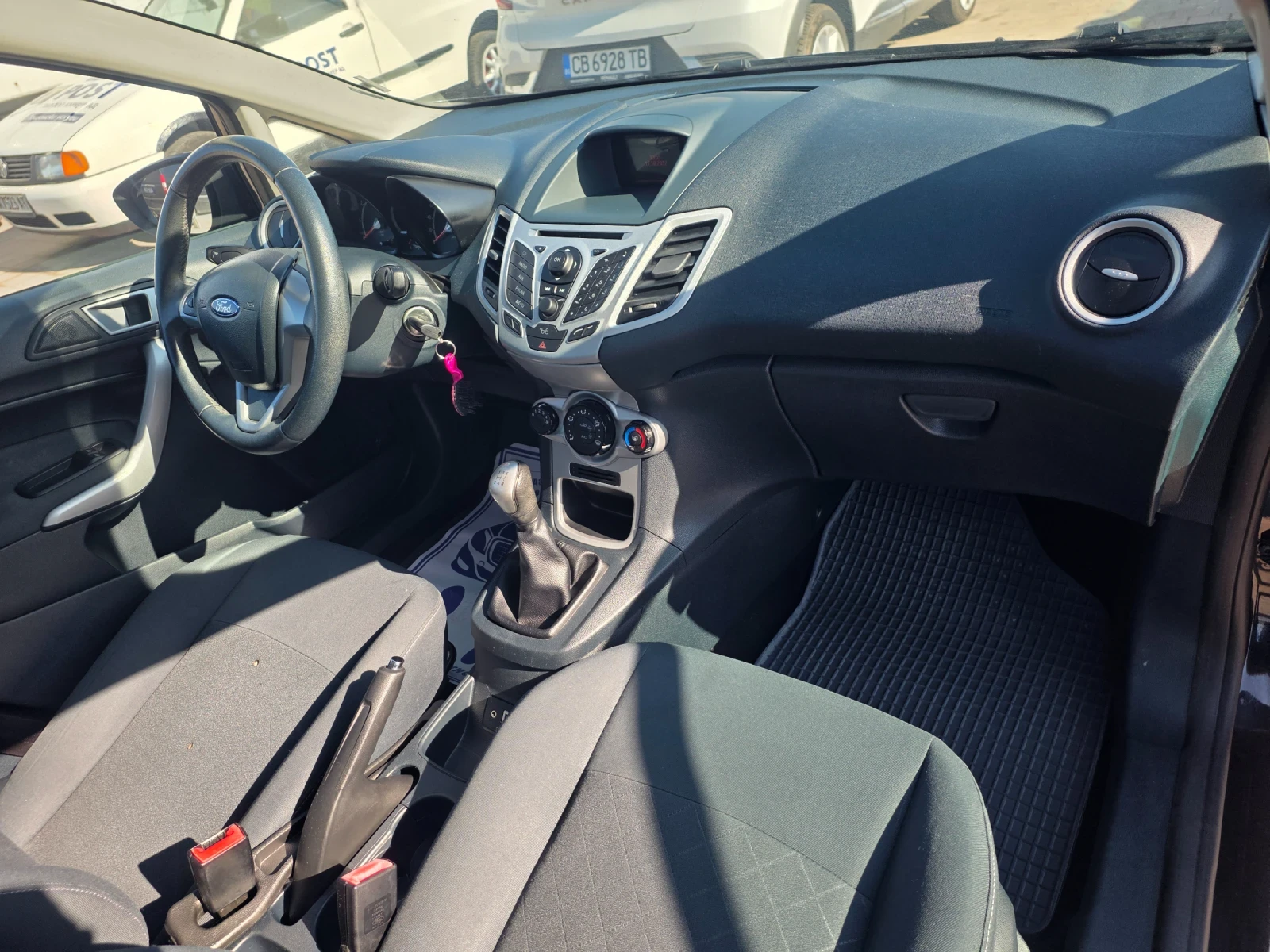 Ford Fiesta, снимка 10 - Автомобили и джипове - 53827490