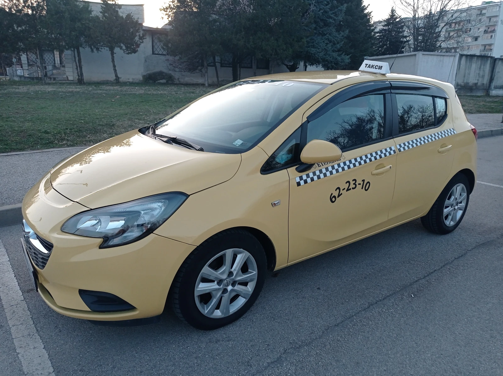 Opel Corsa Е.1.4/90кс Без Турбо* , снимка 2 - Автомобили и джипове - 54005010