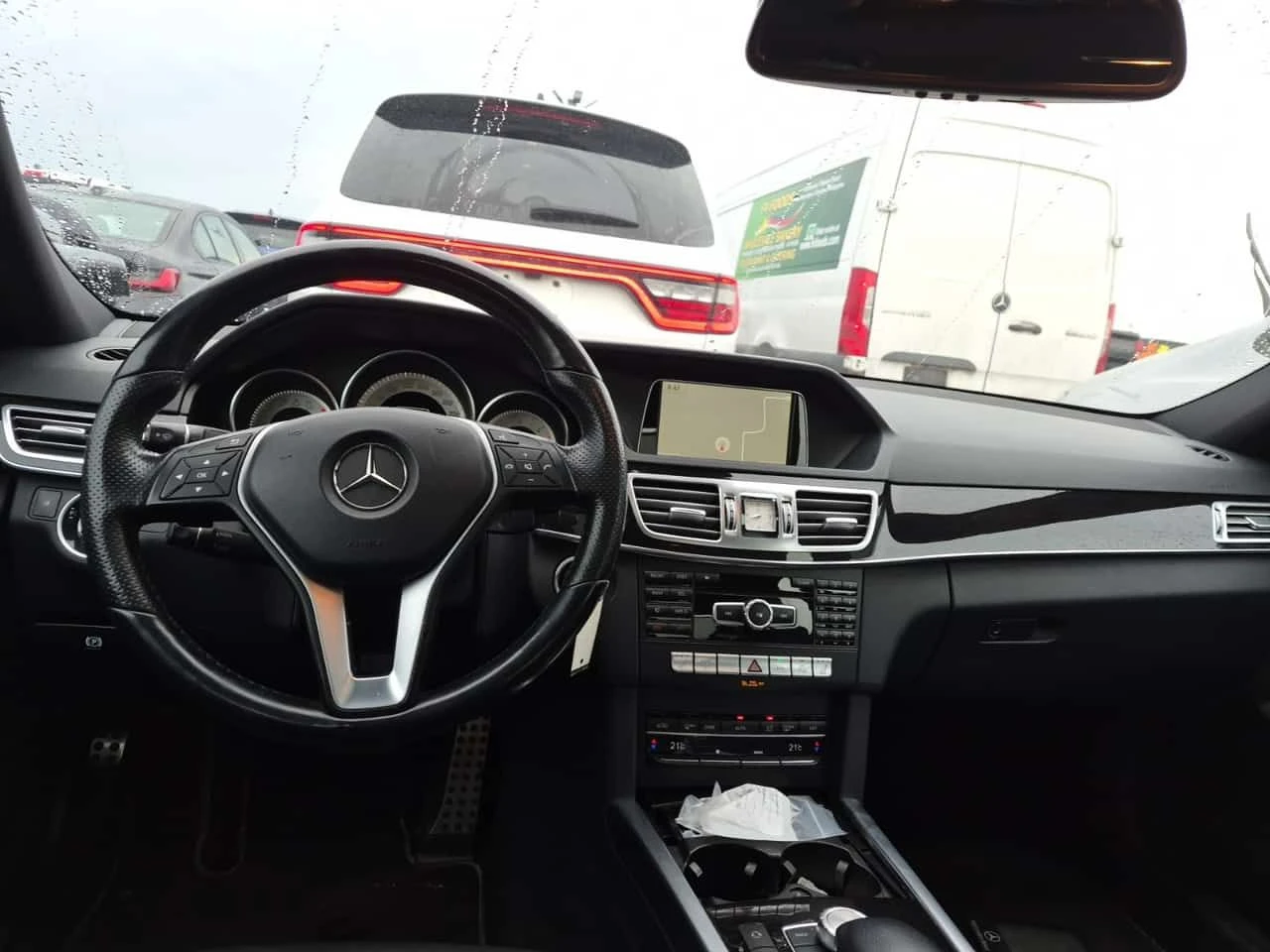 Mercedes-Benz E 250 BLUETEC LUXURY/CARFAX/Пано/Памет/Подгрев/2 Ключа, снимка 5 - Автомобили и джипове - 54046759