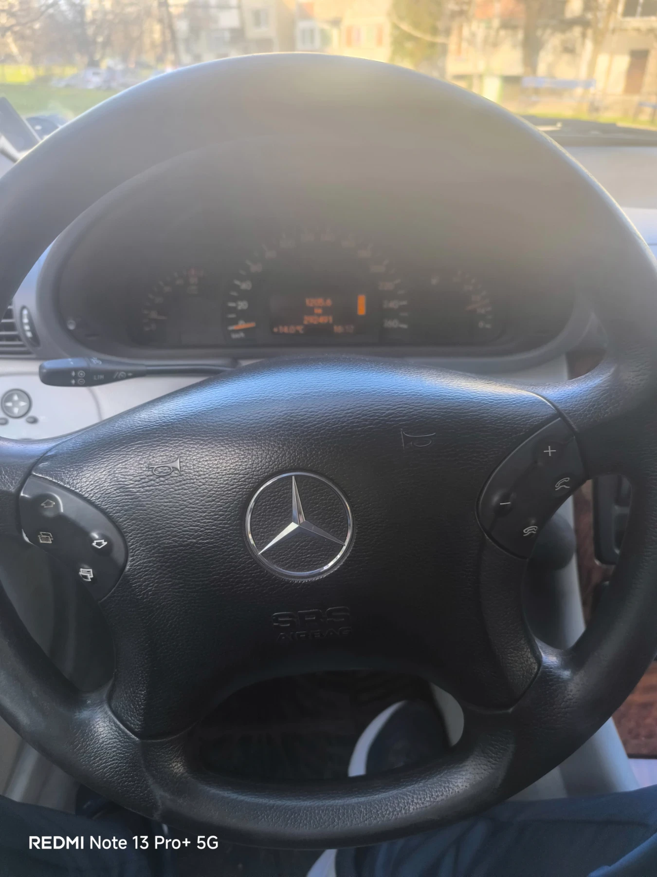 Mercedes-Benz C 200 C200, снимка 7 - Автомобили и джипове - 54479009