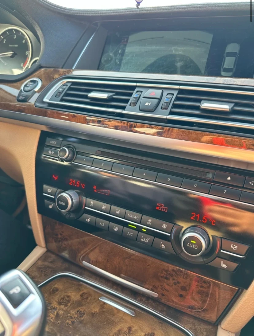 BMW 750 750D XDRIVE, снимка 14 - Автомобили и джипове - 54317178