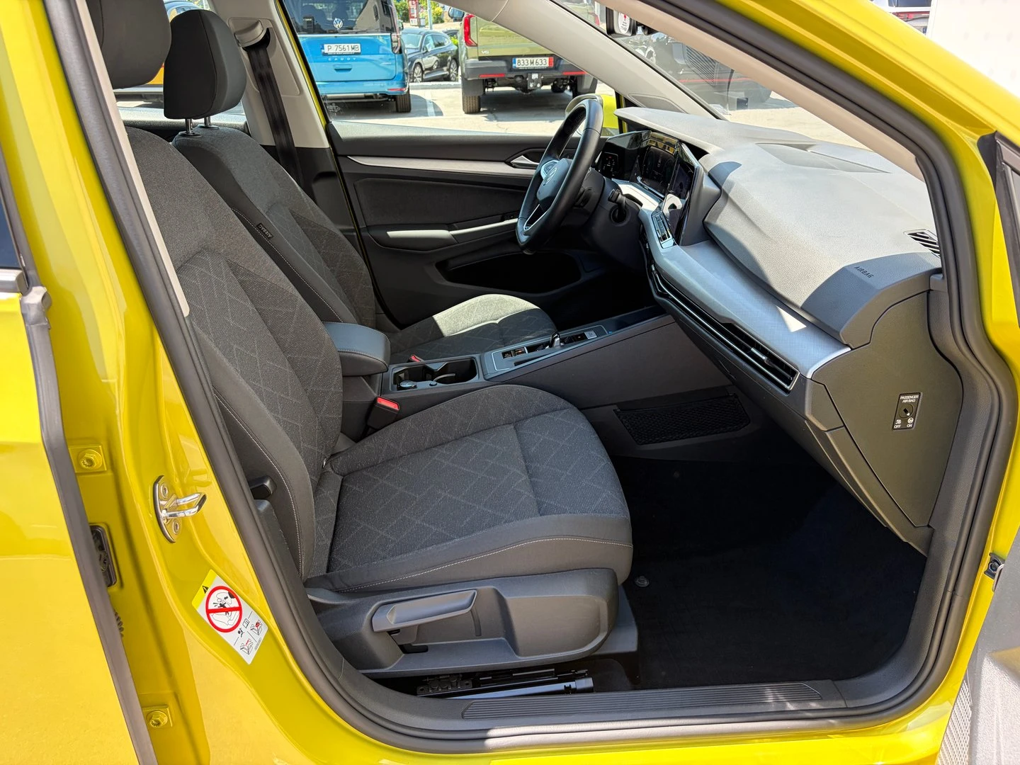 VW Golf, снимка 7 - Автомобили и джипове - 55585423