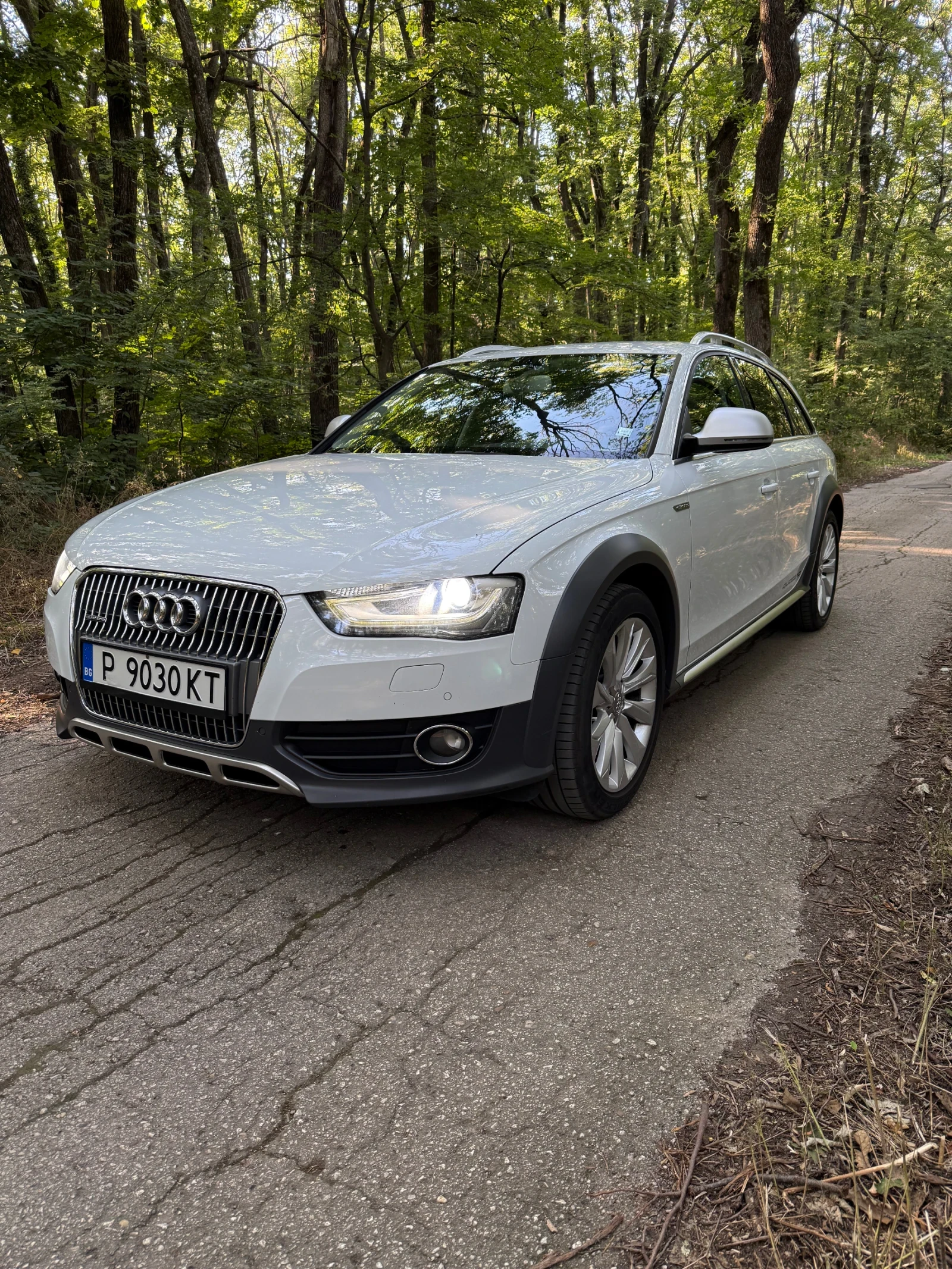 Audi A4 Allroad 2.0TDI* 177* Distronic* S Tronic* B&O