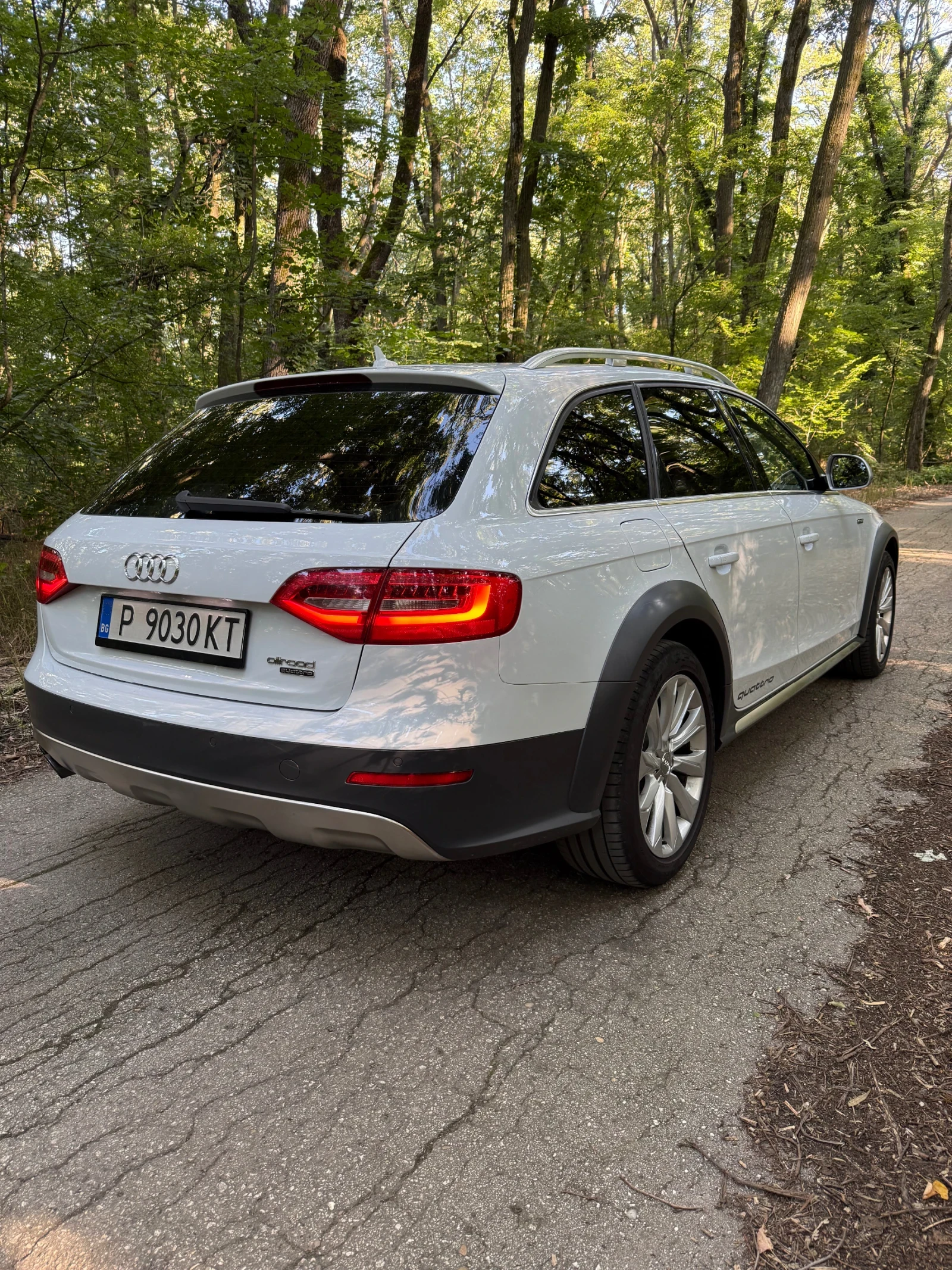 Audi A4 Allroad 2.0TDI* 177* Distronic* S Tronic* B&O, снимка 5 - Автомобили и джипове - 55043652