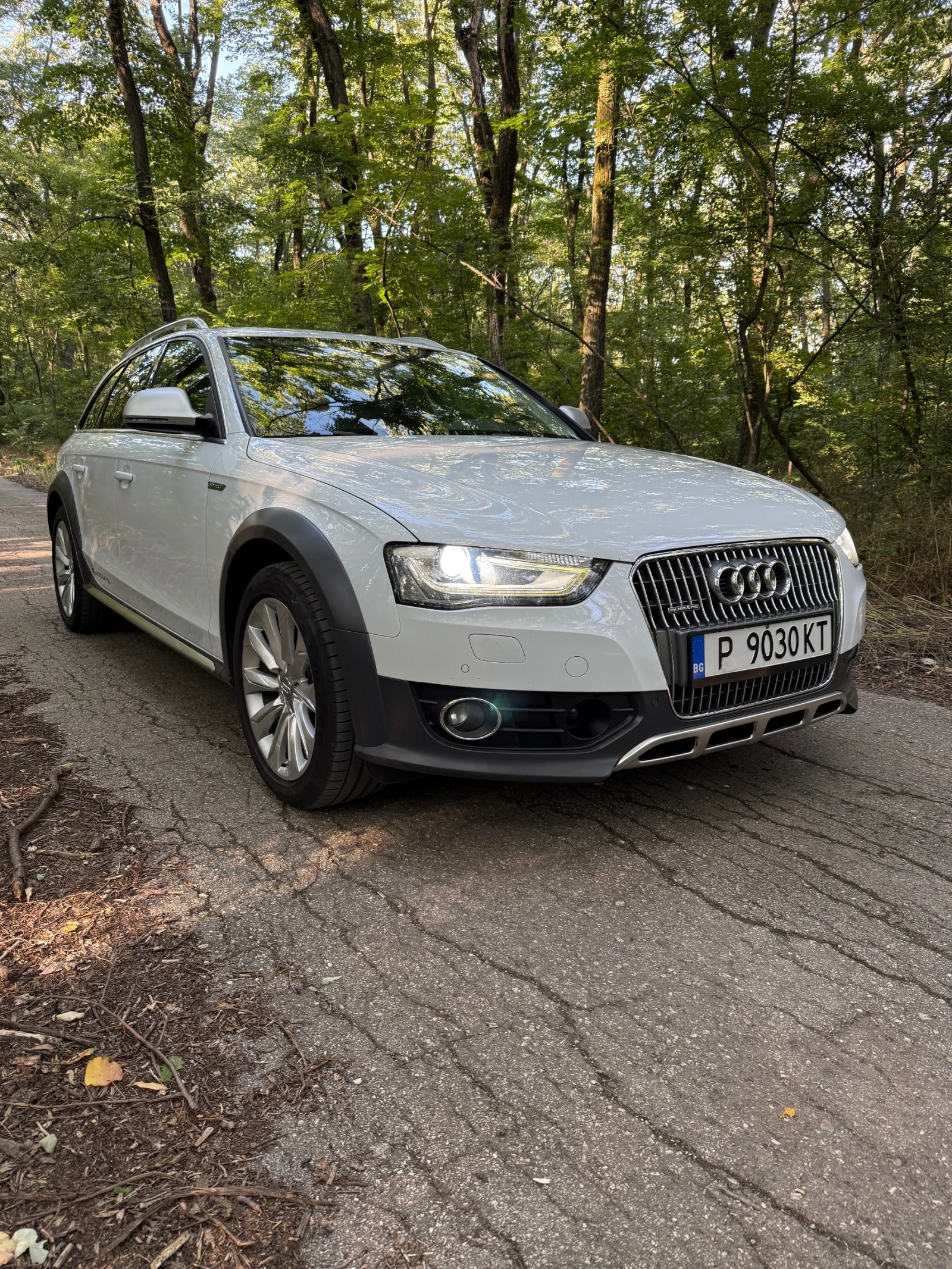 Audi A4 Allroad 2.0TDI* 177* Distronic* S Tronic* B&O, снимка 3 - Автомобили и джипове - 55043652