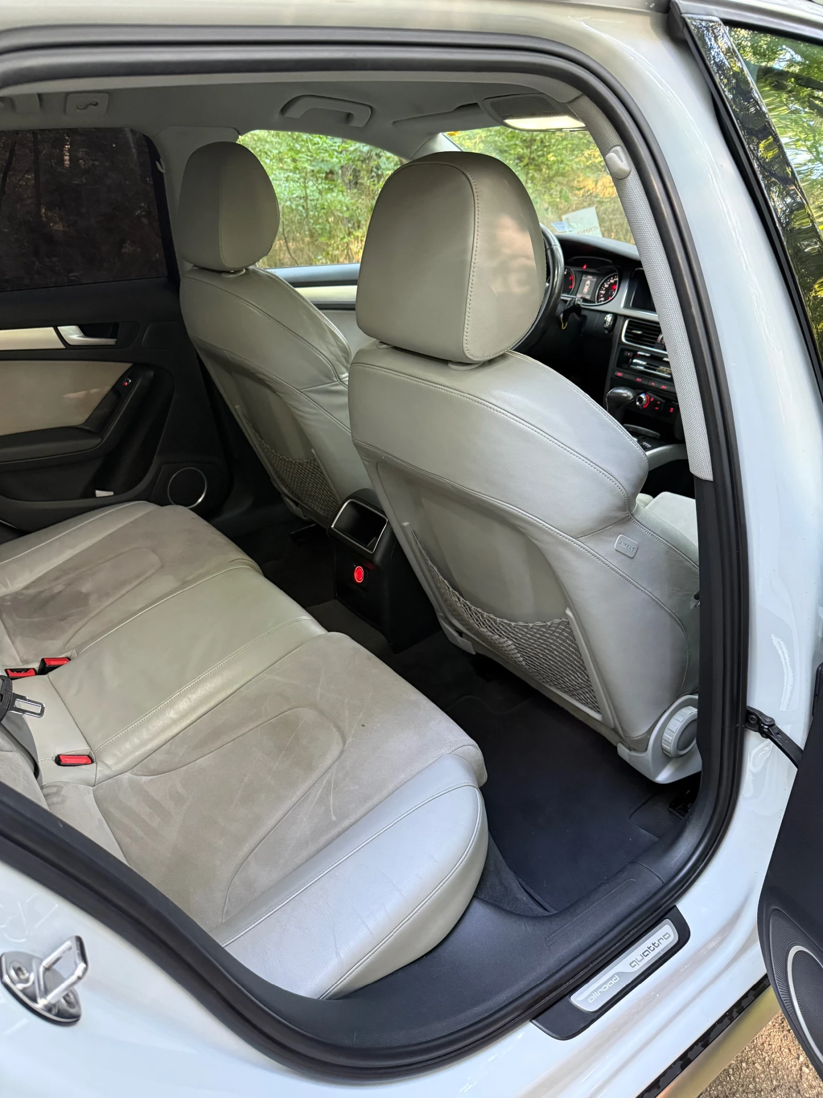 Audi A4 Allroad 2.0TDI* 177* Distronic* S Tronic* B&O, снимка 13 - Автомобили и джипове - 55043652