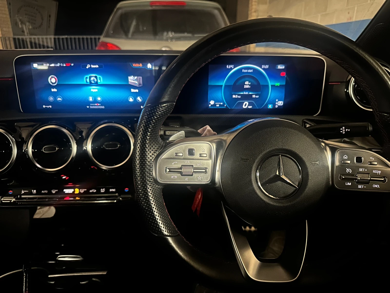 Mercedes-Benz A 180 AMG, снимка 6 - Автомобили и джипове - 55644859