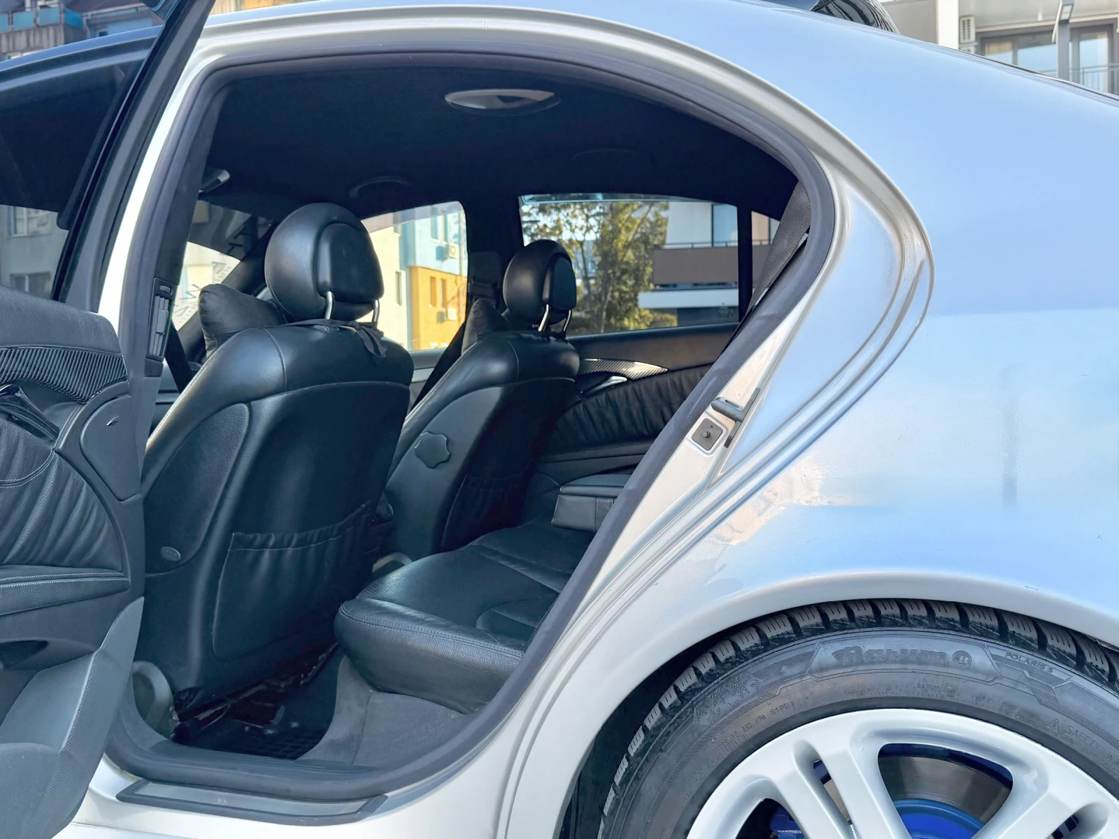 Mercedes-Benz E 320 204 к.с Редовия Avant-garde, снимка 13 - Автомобили и джипове - 55772750
