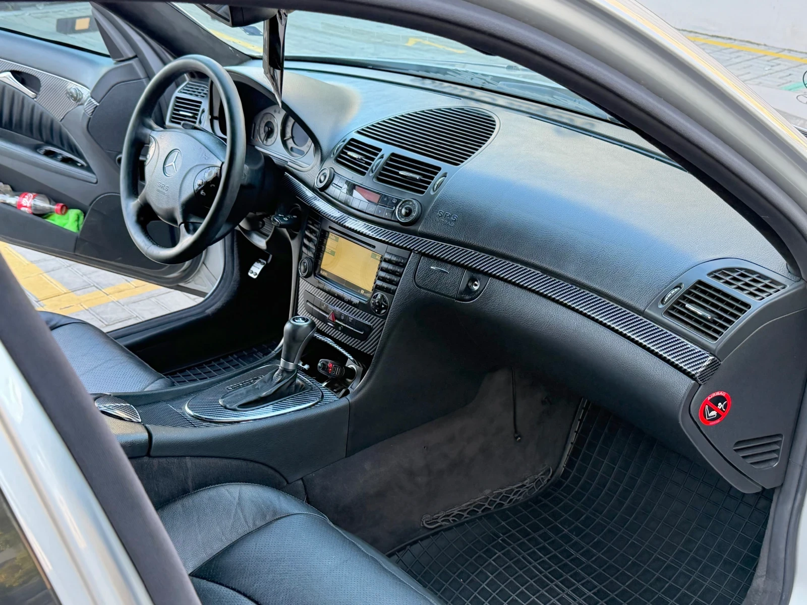 Mercedes-Benz E 320 204 к.с Редовия Avant-garde, снимка 11 - Автомобили и джипове - 55772750