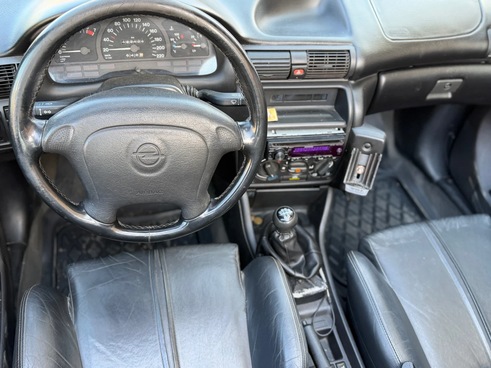 Opel Astra Opel Astra Bertone, снимка 4 - Автомобили и джипове - 55947861