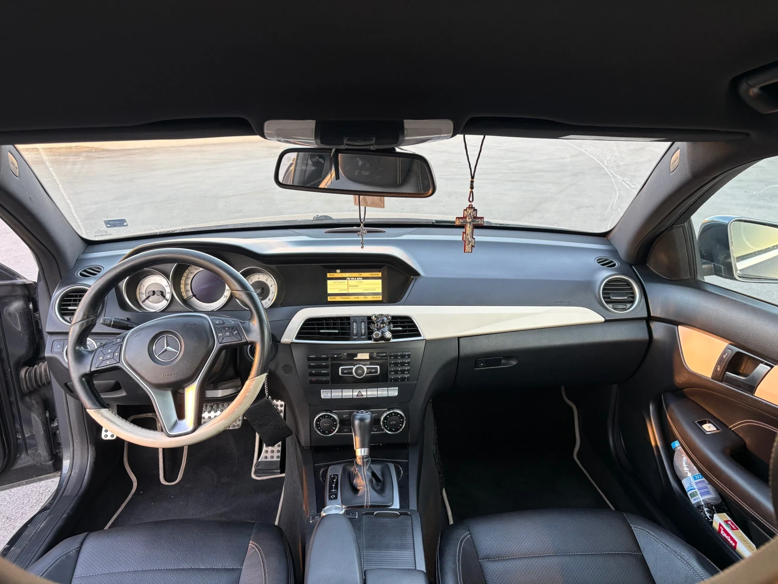 Mercedes-Benz C 180, снимка 8 - Автомобили и джипове - 55981199