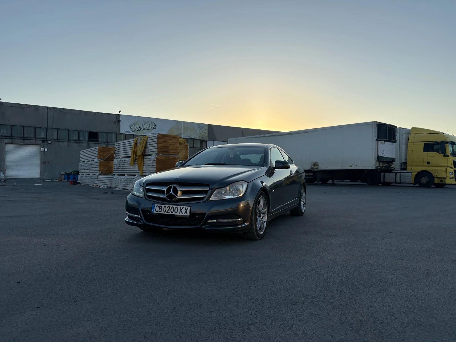 Mercedes-Benz C 180