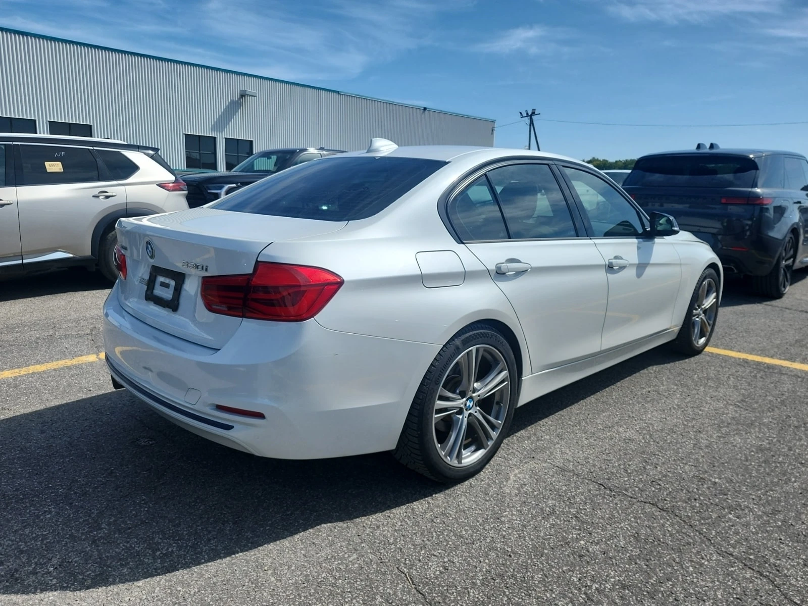 BMW 330 * XDRIVE * CARFAX * 2 КЛЮЧА * АВТОКРЕДИТ, снимка 3 - Автомобили и джипове - 56069740
