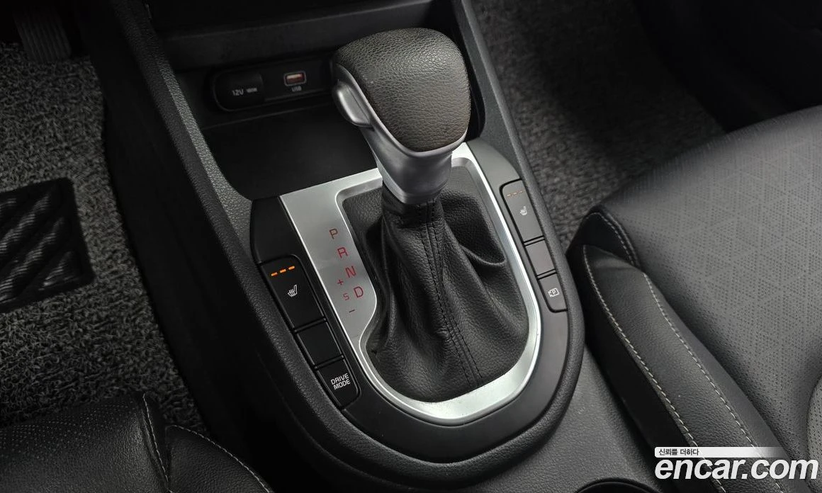 Kia K3 1.6 Trendy, снимка 9 - Автомобили и джипове - 56157296