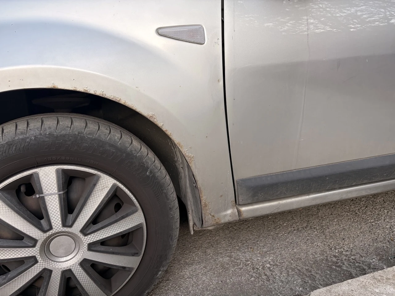 Dacia Sandero 1.5 dCi 75 к.с., снимка 10 - Автомобили и джипове - 56433804