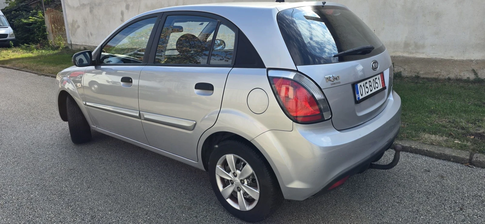 Kia Rio 1.4i, снимка 3 - Автомобили и джипове - 56642305