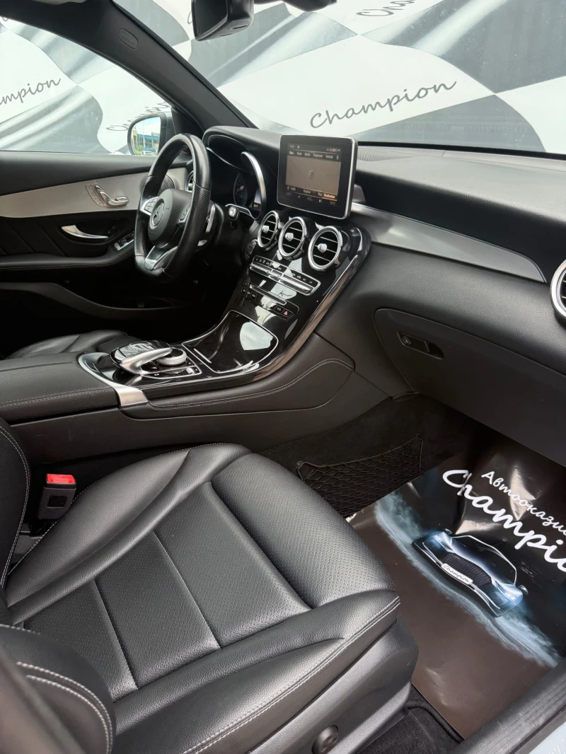 Mercedes-Benz GLC 250 БАРТЕР ЛИЗИНГ AMG packet, снимка 10 - Автомобили и джипове - 49632401