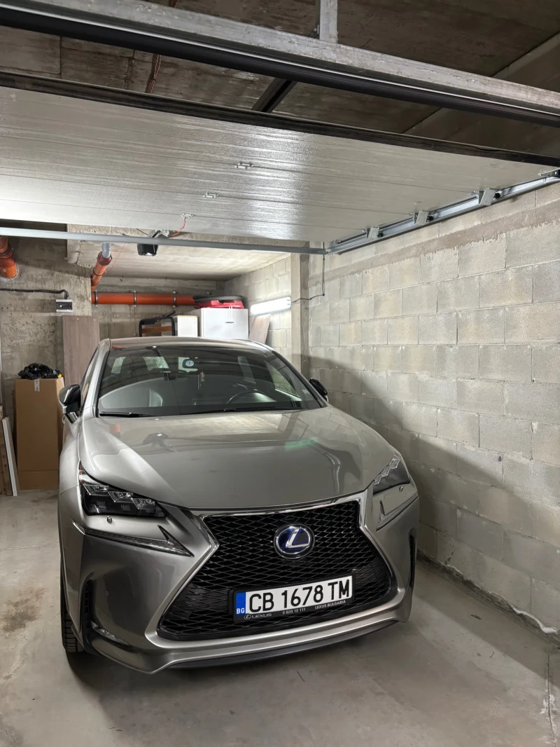 Lexus NX 300h, снимка 9 - Автомобили и джипове - 52891912
