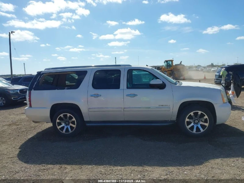 Gmc Acadia 6.2L V-8 VVT, 403HP All Wheel Drive, снимка 5 - Автомобили и джипове - 53024293