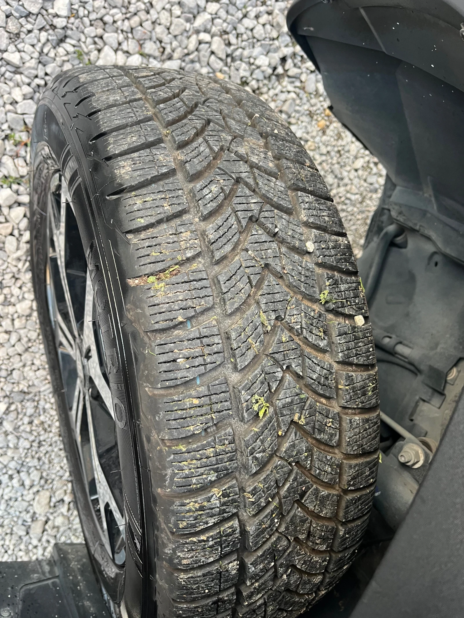 Dacia Duster 1.6i GPL  full 127.h km | Mobile.bg   16