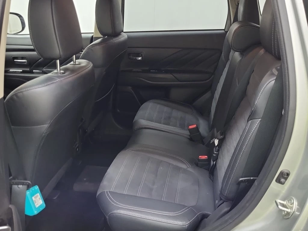 Mitsubishi Outlander * LE * CARFAX * ��� ������������ ������ | Mobile.bg � ����������� 12