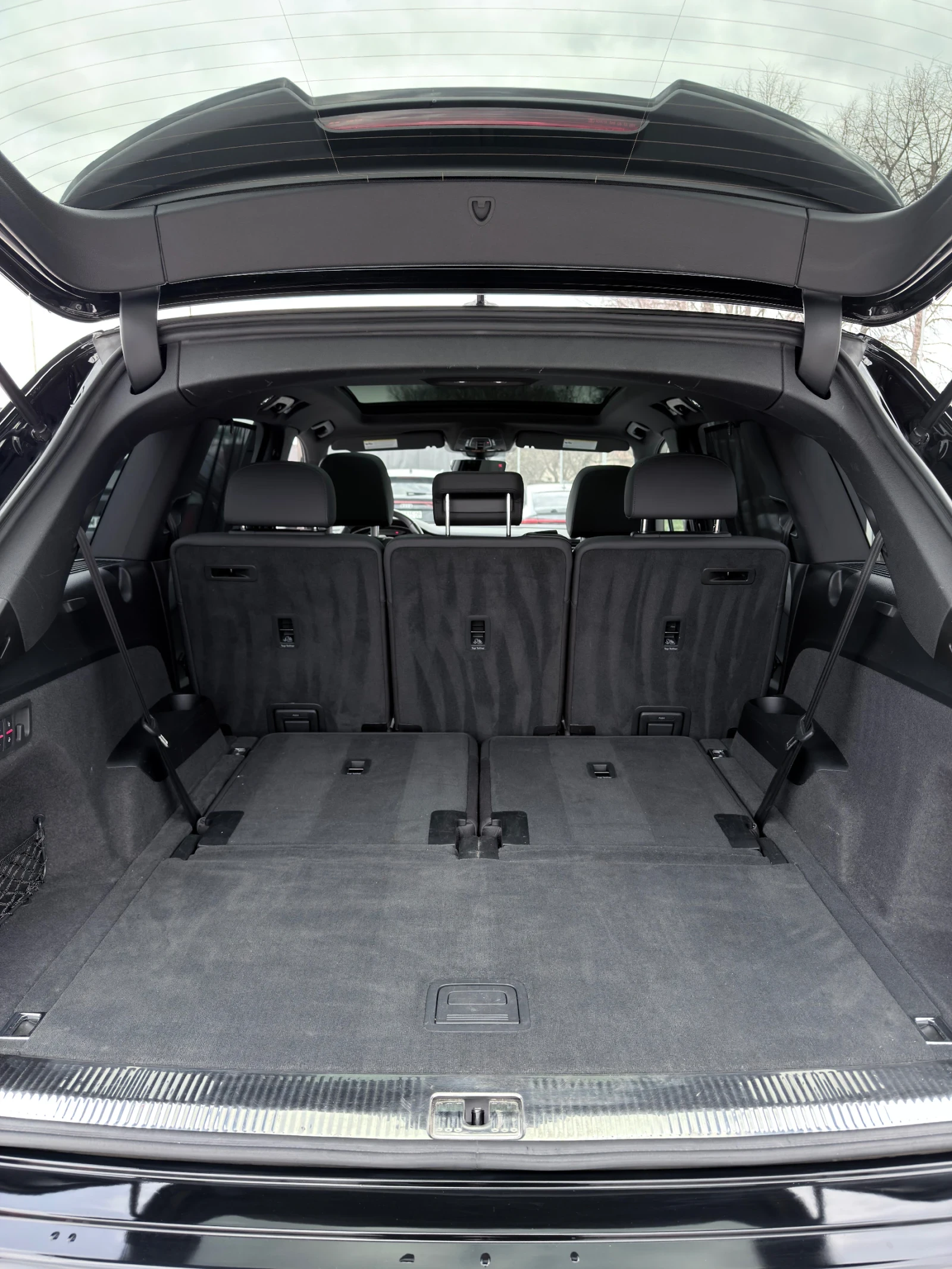 Audi Q7 55 TFSI S Line/PANORAMA/Подгрев/ 60 000км, снимка 9 - Автомобили и джипове - 53934290